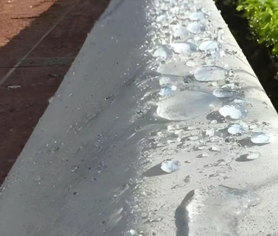 川汇硅烷浸渍涂料在混凝土保护中的应用